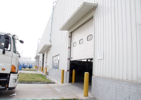 工業(yè)提升門廠家,14年老品牌值得信賴！【廣州奇翔】