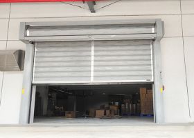 垂直提升硬質(zhì)快速門(mén),車(chē)間廠房必備的門(mén)-廣州奇翔